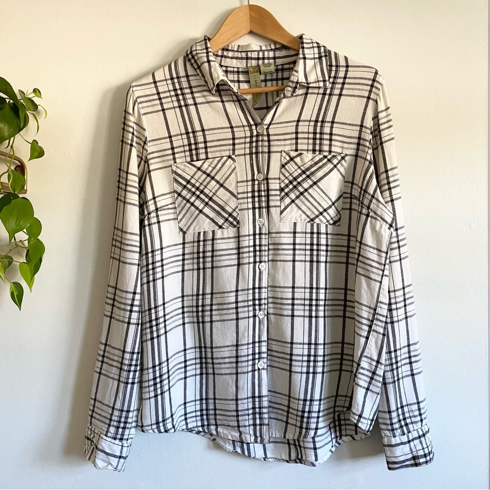 White & Black Plaid Button Down Shirt
